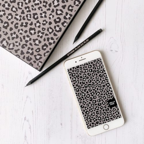 Phone Wallpaper_Dressed Leopard